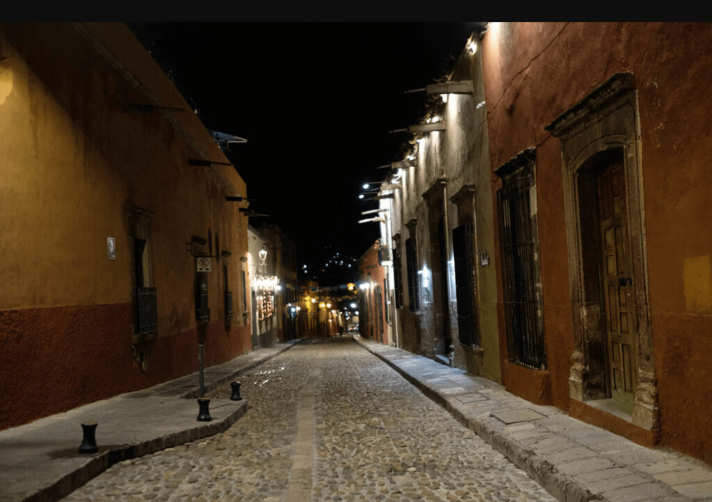 que hacer en san miguel de allende de noche